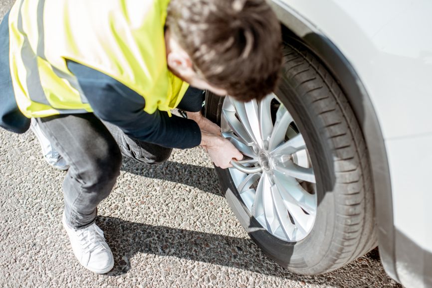 tyre puncture repair for a damaged car tyre